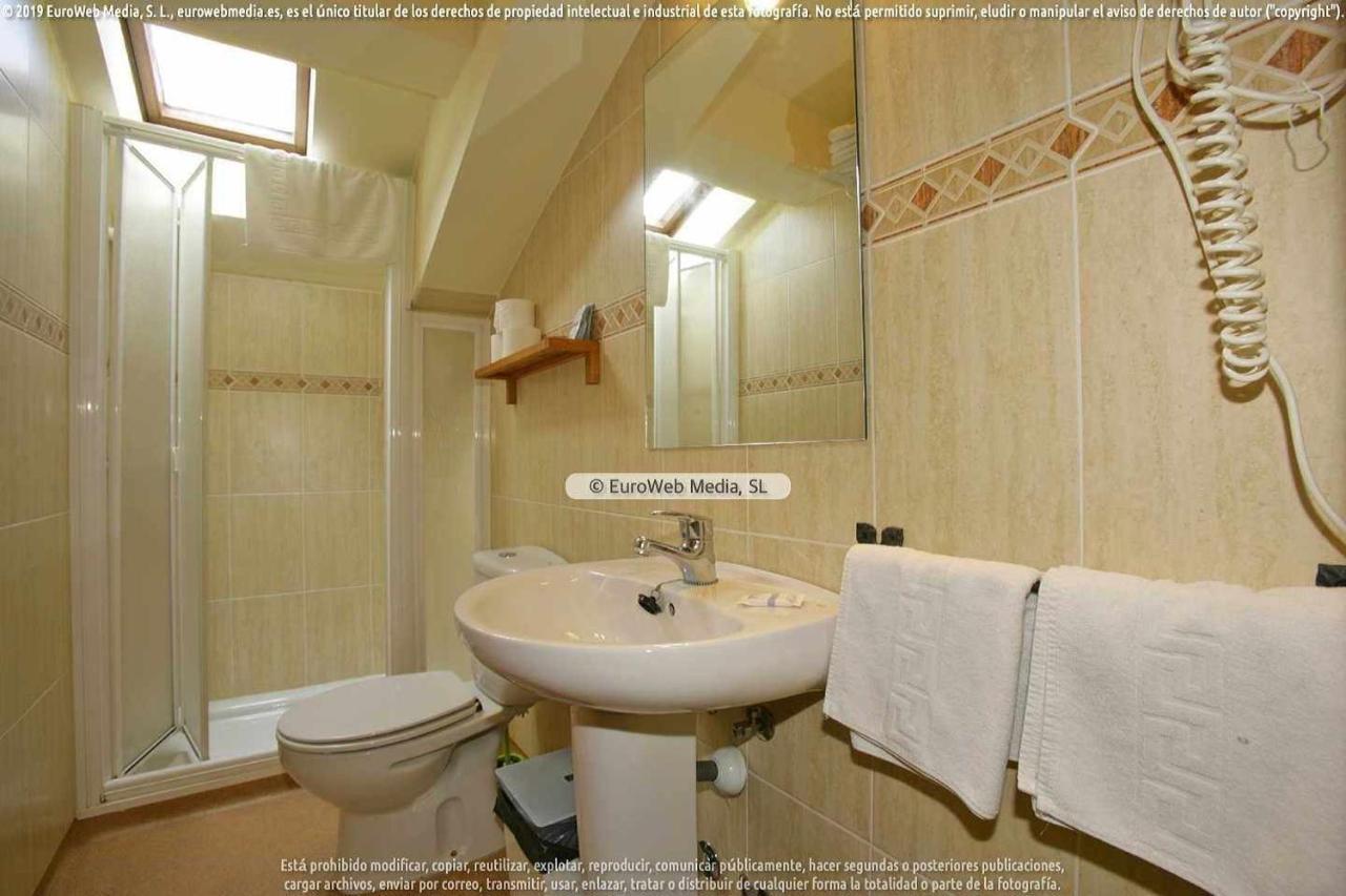 Apartamento 4 Casa Graciano Apartment Cangas de Onis Bagian luar foto